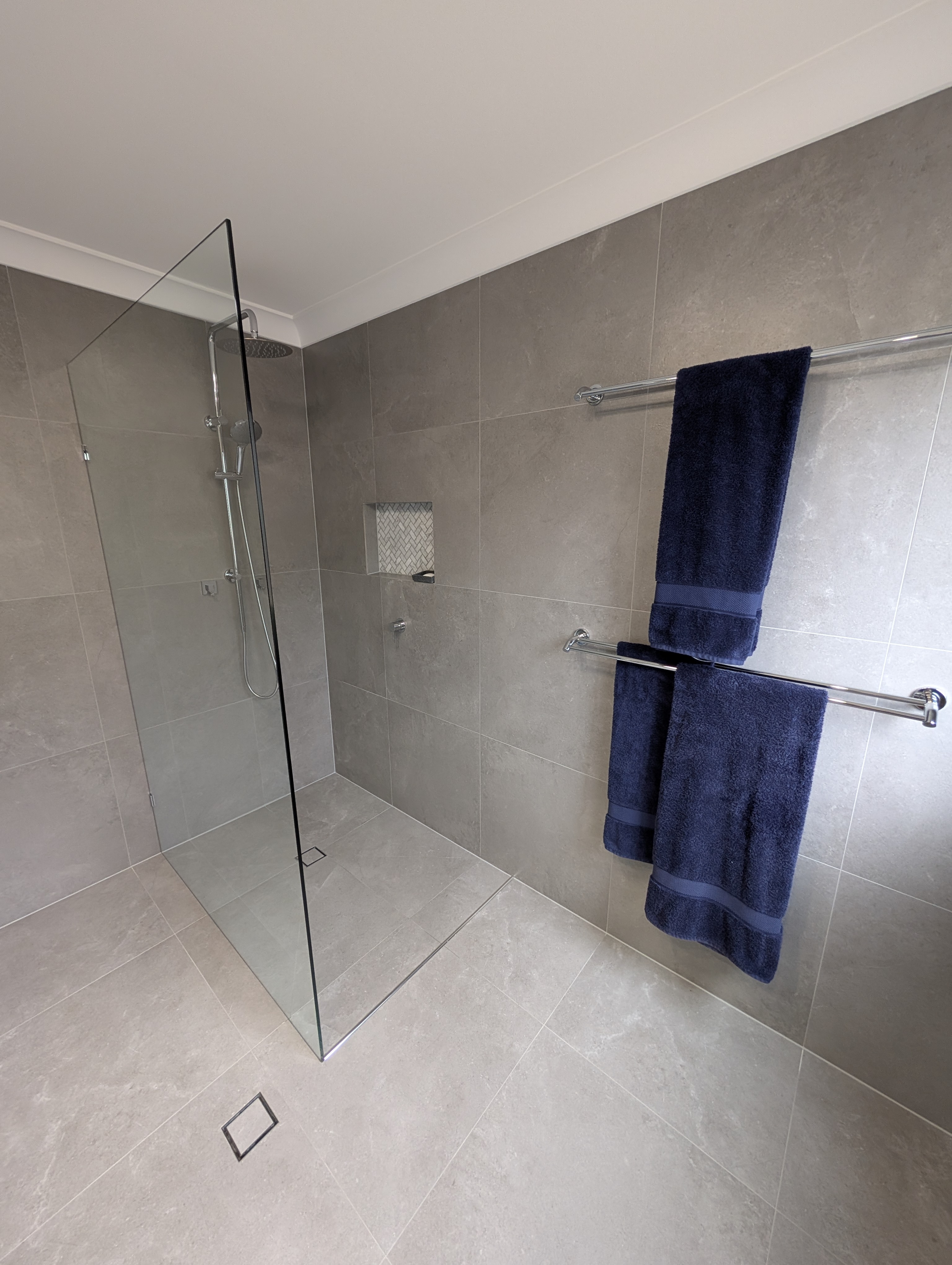 Residential cleaning Birkdale - Detail work